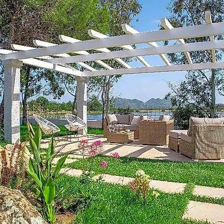 Maristesi Suites&rooms מלון