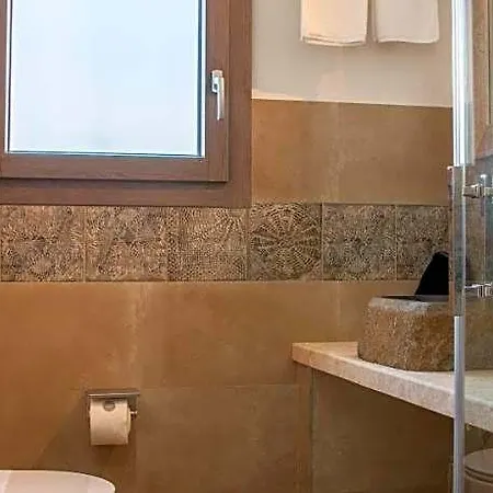 Maristesi Suites&rooms