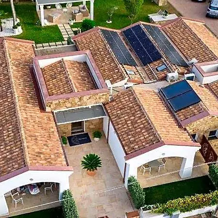 מלון Maristesi Suites&rooms 3*