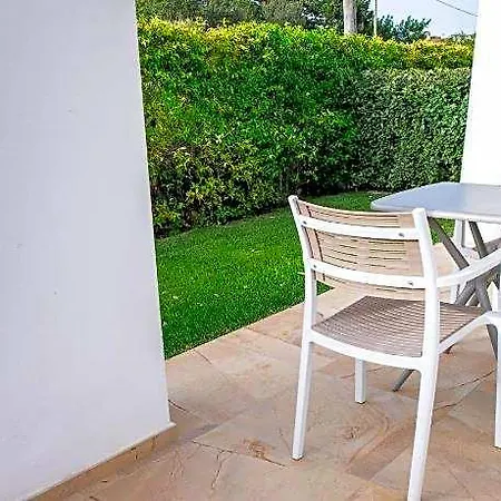 Maristesi Suites&rooms מלון סיניסקולה