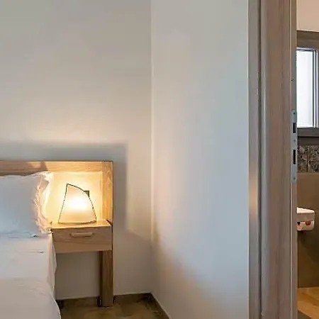 Maristesi Suites&rooms מלון
